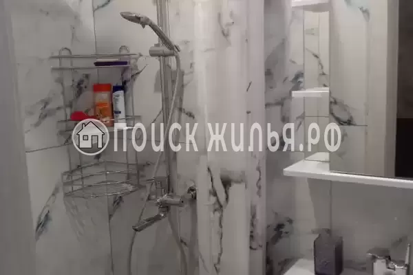 Частный сектор «Трёхэтажный таунхаус в 5 минутах от моря» Частный сектор «Трёхэтажный таунхаус в 5 минутах от моря»