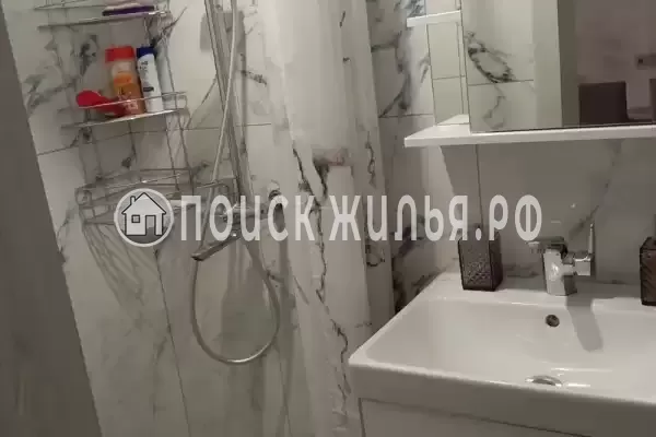 Частный сектор «Трёхэтажный таунхаус в 5 минутах от моря» Частный сектор «Трёхэтажный таунхаус в 5 минутах от моря»