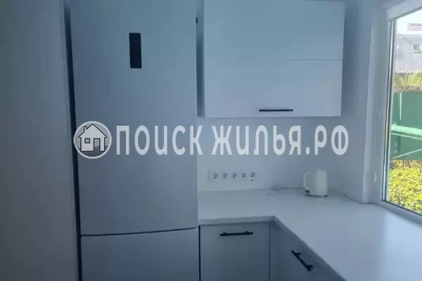 Частный сектор «Дом на 12 человек в центре, 10 мин от центр. пляжа» Частный сектор «Дом на 12 человек в центре, 10 мин от центр. пляжа»