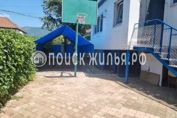 Частный сектор «Дом на 12 человек в центре, 10 мин от центр. пляжа» Частный сектор «Дом на 12 человек в центре, 10 мин от центр. пляжа»