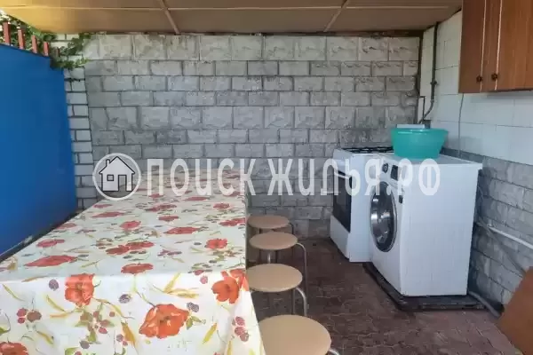 Частный сектор «Дом на 12 человек в центре, 10 мин от центр. пляжа» Частный сектор «Дом на 12 человек в центре, 10 мин от центр. пляжа»