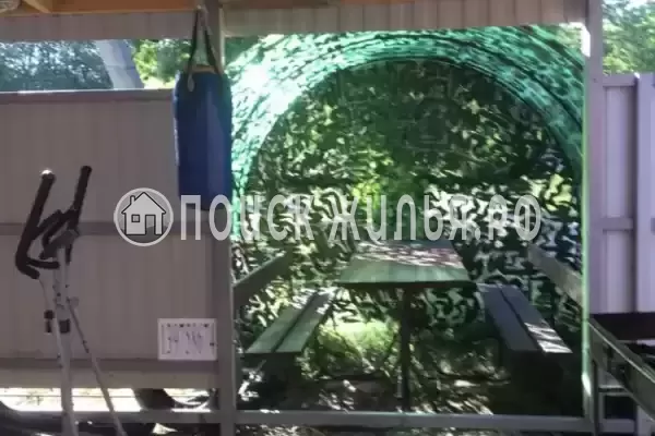 Частный сектор «Дом с бассейном и детской площадкой»