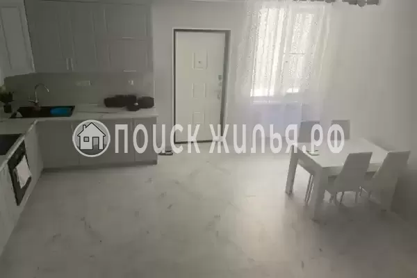 «Левел» «Левел»