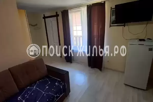 «На Лобача 7»