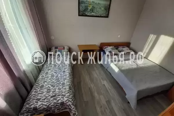 «На Лобача 7»