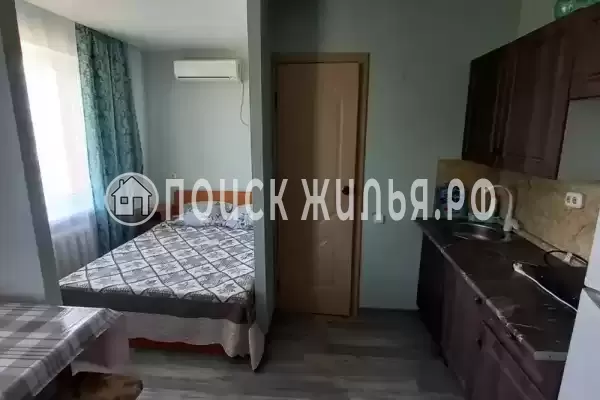 «На Лобача 7»