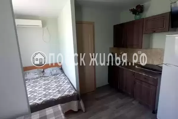 «На Лобача 7»