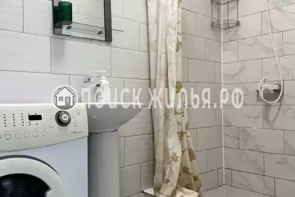 «На Лобача 7»