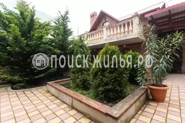 «Ласточкино гнездо»