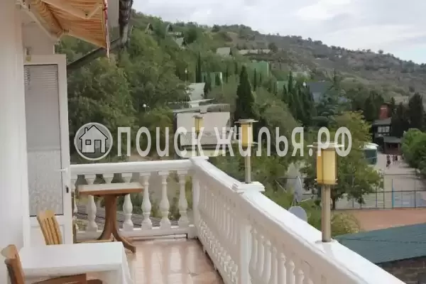 База отдыха «Дом с колоннами», Солнечногорское, Прибрежная, д.2 База отдыха «Дом с колоннами», Солнечногорское, Прибрежная, д.2