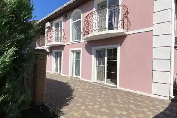 Гостевой дом «Family Hotel», Запорожская область, Бердянск, Запорожских Казаков, д. 32