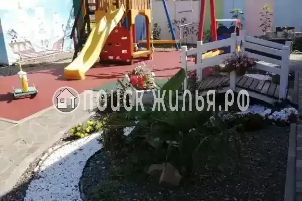 «Яблочко», Небуг «Яблочко», Небуг