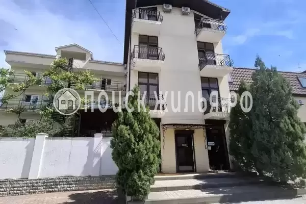 Гостиница «Бриз», Кабардинка