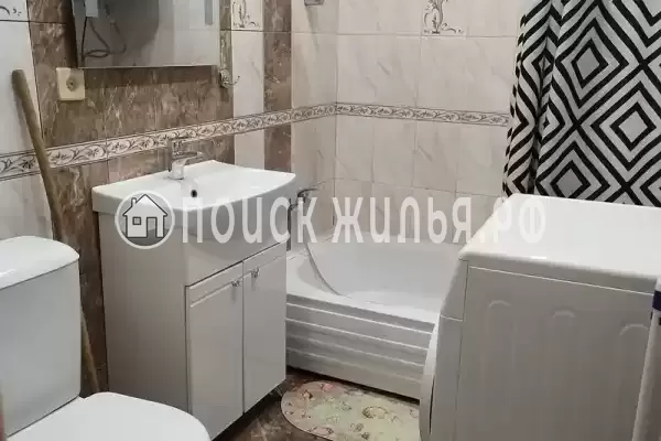 Квартира «3-комнатная в центре», Гагра