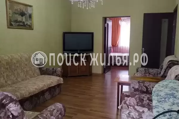 Квартира «3-комнатная в центре», Гагра
