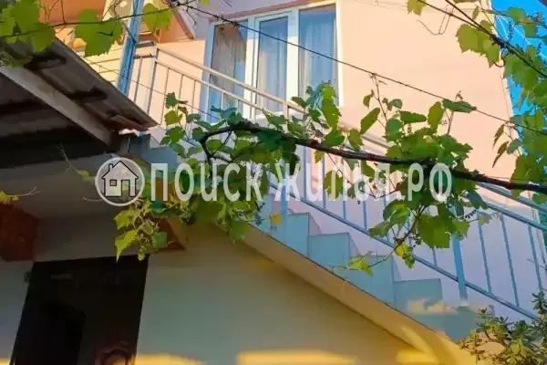 «Loo home&sea», Лоо