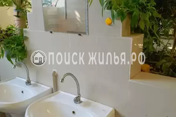 «Loo home&sea», Лоо