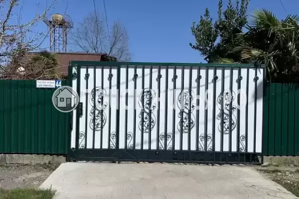 Гостевой дом «Ик у моря в Абхазии», Гудаута Гостевой дом «Ик у моря в Абхазии», Гудаута