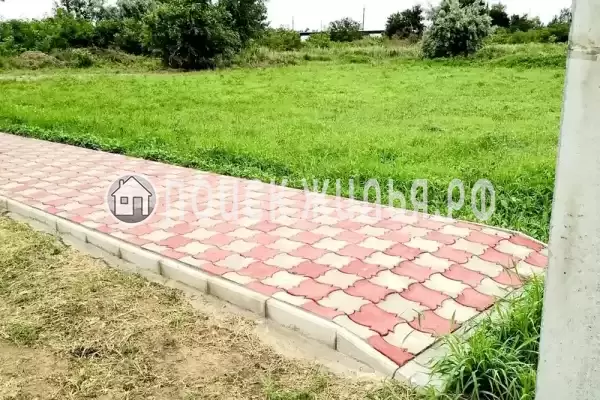 «У сватов», Кучугуры