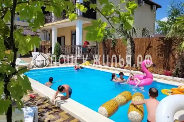 «Мандарин», Кабардинка