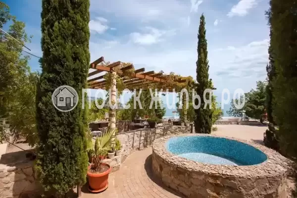 «Forest», Алупка