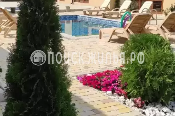 «Маленькая страна», Кучугуры «Маленькая страна», Кучугуры