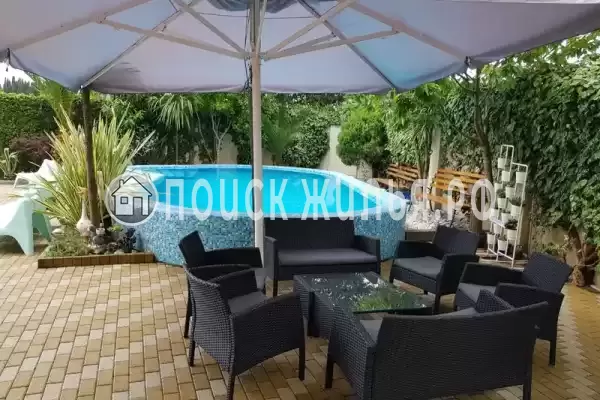 «На Набережной 11», Адлер