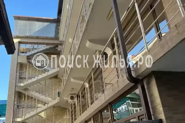 «Делюкс», Адлер