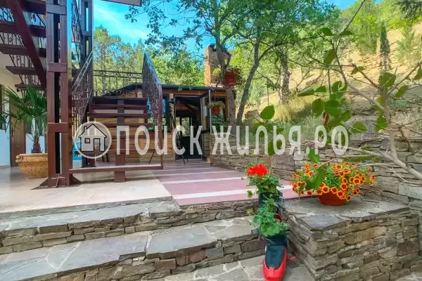 «Шаляпин Хаус», Новый Свет «Шаляпин Хаус», Новый Свет