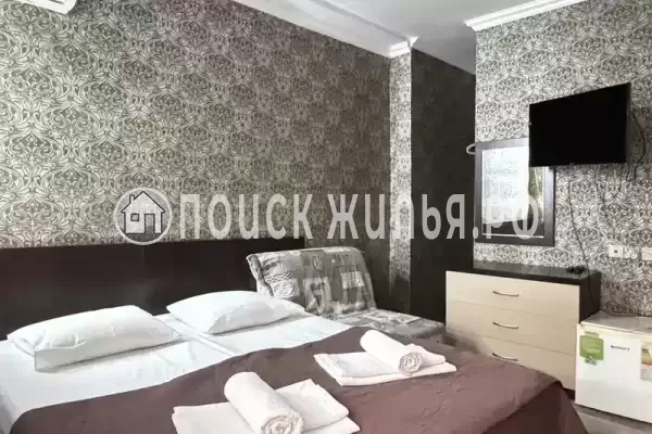 «Тропики», Адлер