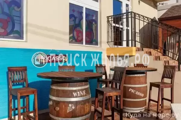 Отель «Пикассо», Джемете