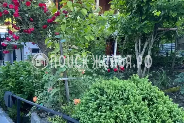 «У Карины», Лоо «У Карины», Лоо