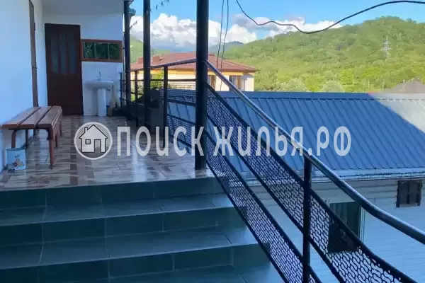 «У Карины», Лоо «У Карины», Лоо