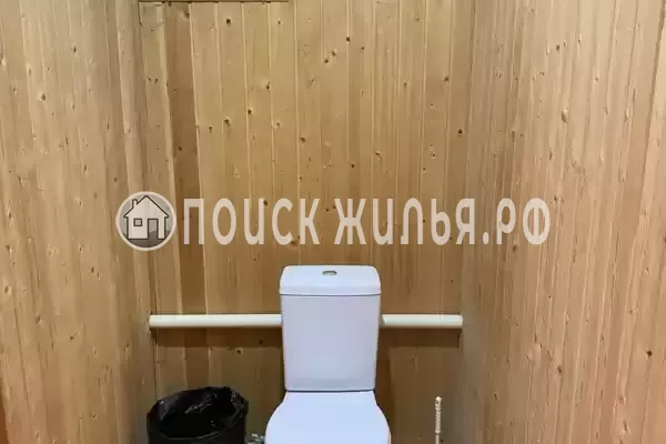 «У Карины», Лоо «У Карины», Лоо