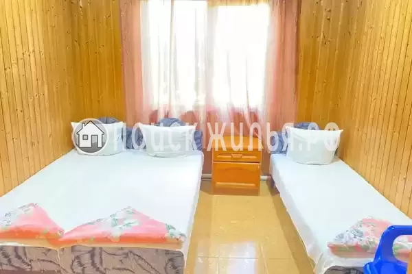 «У Карины», Лоо «У Карины», Лоо