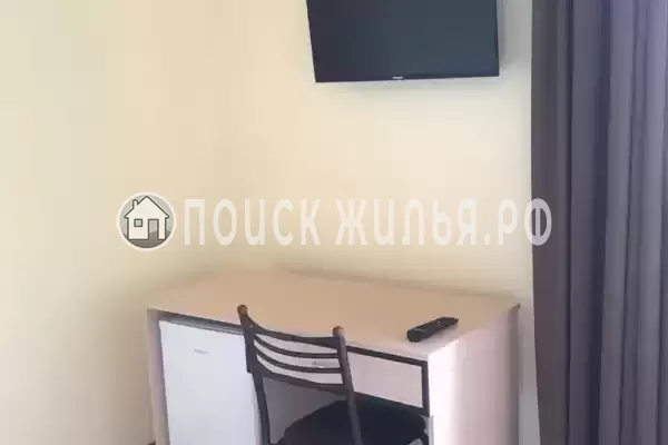 «Тропики», Лоо