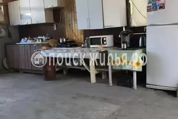 Гостевой дом «У Аси и Альберта», Пицунда Гостевой дом «У Аси и Альберта», Пицунда