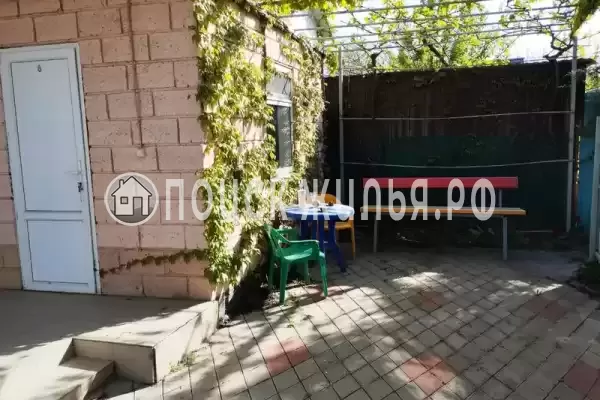 «На Почтовом», Кучугуры