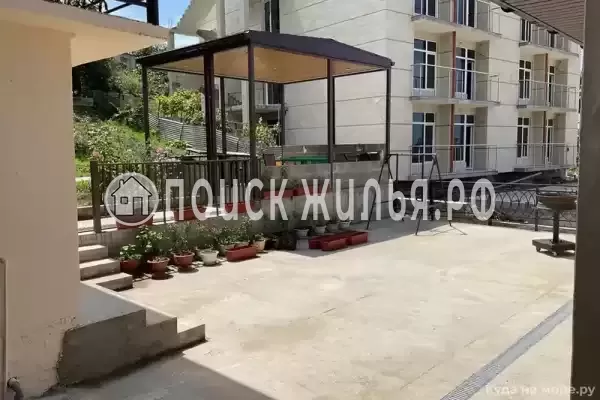 «Кипарис», Лоо «Кипарис», Лоо