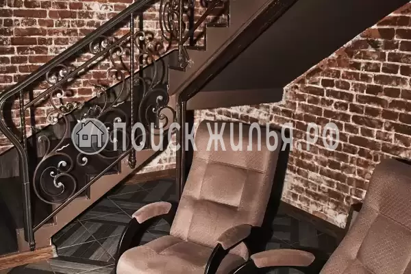 Отель «Империал», Свободный Отель «Империал», Свободный