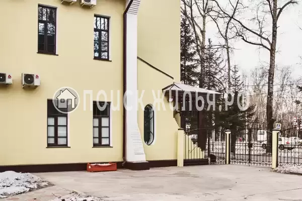 Отель «Империал», Свободный Отель «Империал», Свободный