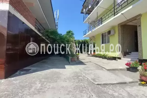 «Лоо-Амелия», Лоо «Лоо-Амелия», Лоо