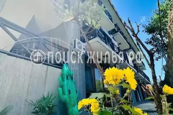 Гостиница "Luxor", Пицунда, ул. Али-бей, д. 11