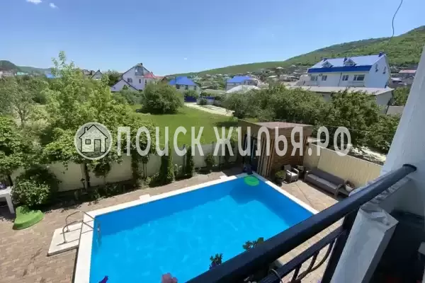 «Apartoment's», Сукко