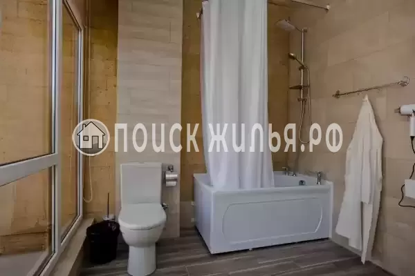 «LooSPAngeles», Лоо