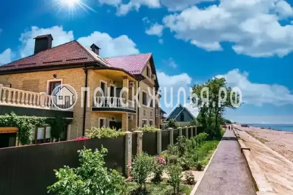 Частный сектор «Частное домовладение Дом у моря», Краснодарский край, Приморско-Ахтарск, Красноармейская, д.2/1