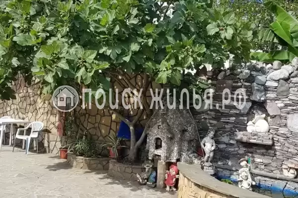 «Анита», Якорная Щель