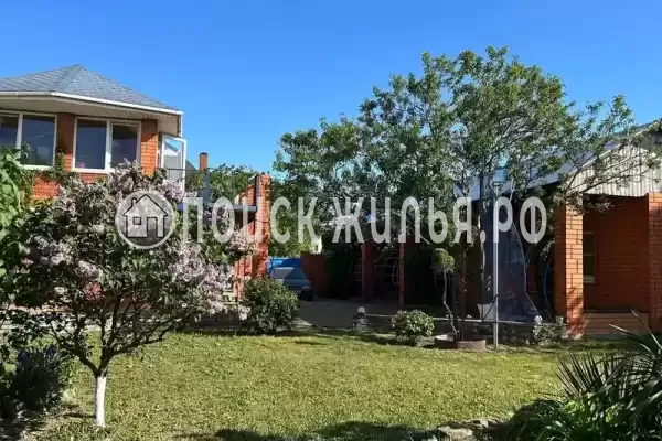 Гостевой дом "Синий кит", Ейск, ул. Николаевская, д. 2/2