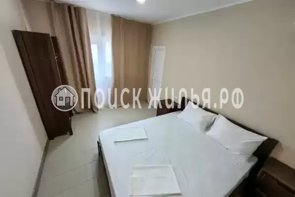 Школьная, д.10, Ольгинка