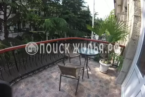 «На Ленина 1», Алушта